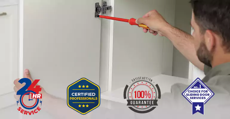 Mobile Home Door Hinge Replacement in Tamarac